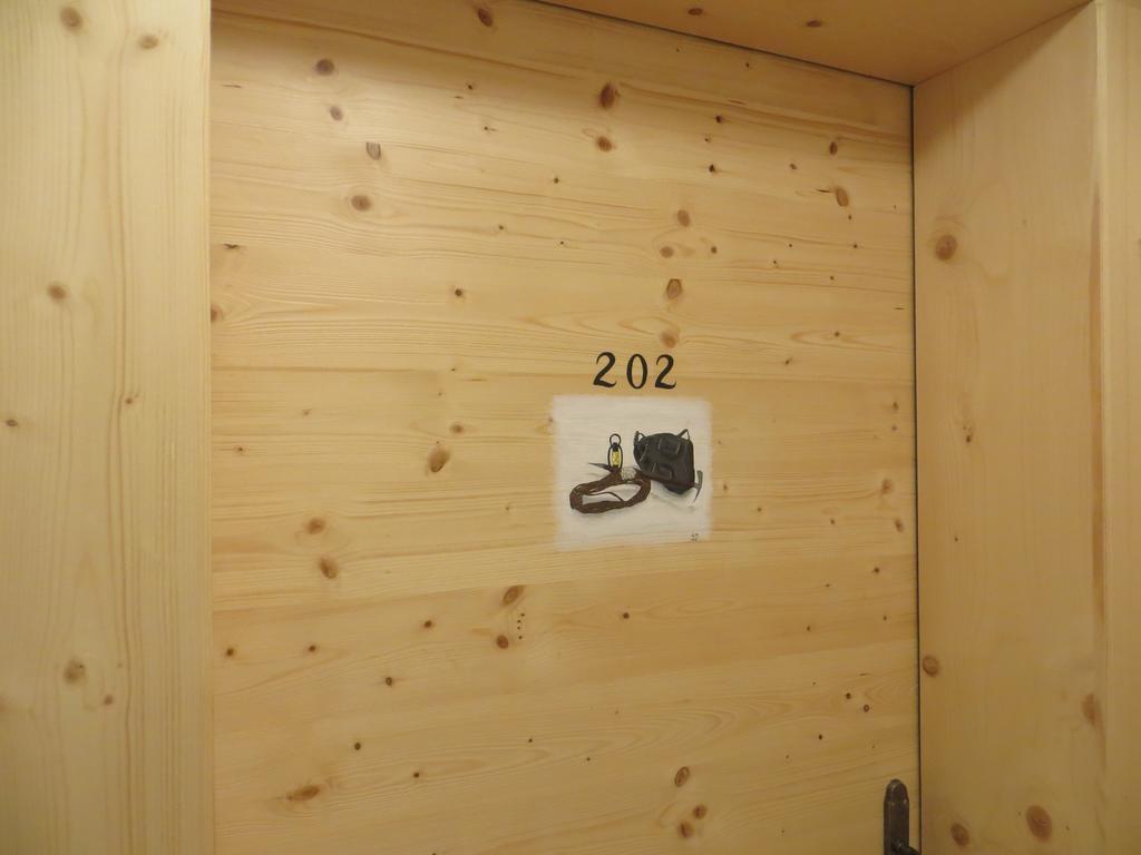 Olimpic Hostel Schilpario Eksteriør bilde