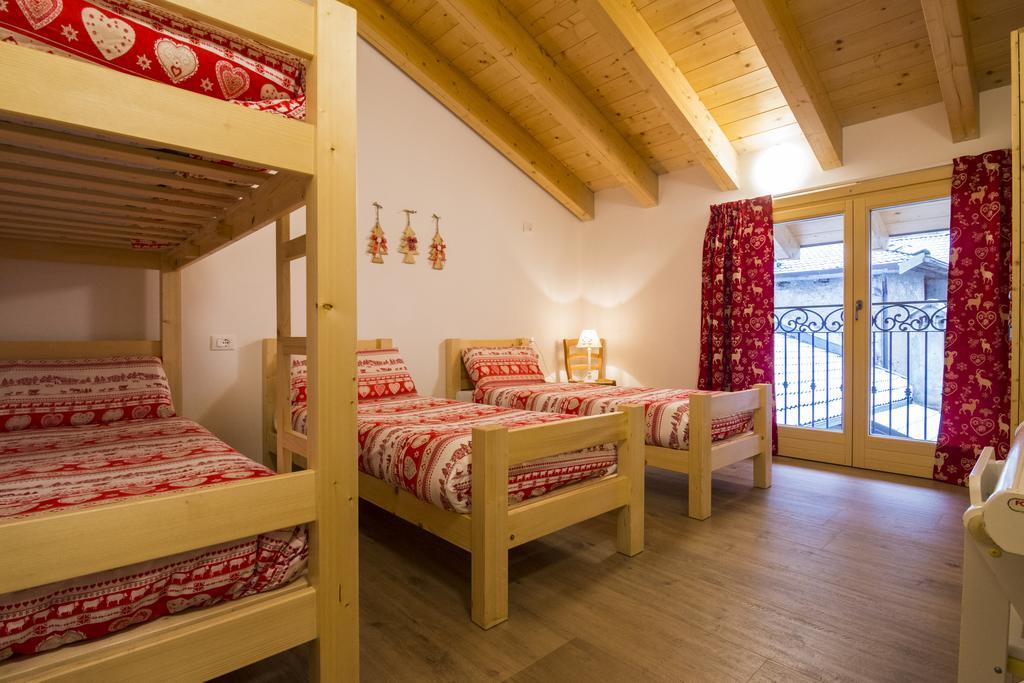Olimpic Hostel Schilpario Eksteriør bilde